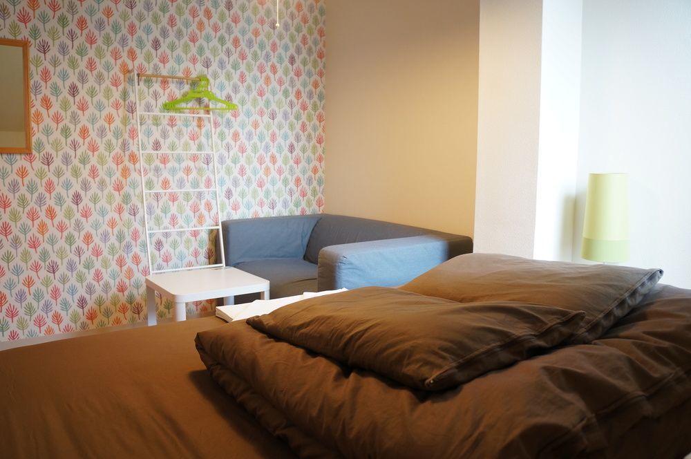 J-Hoppers Osaka Guesthouse Bagian luar foto