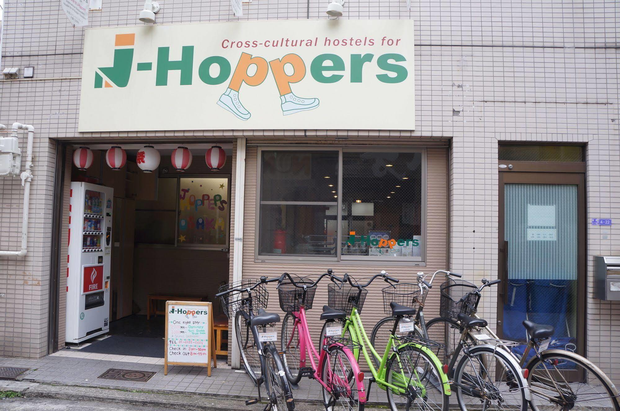 J-Hoppers Osaka Guesthouse Bagian luar foto